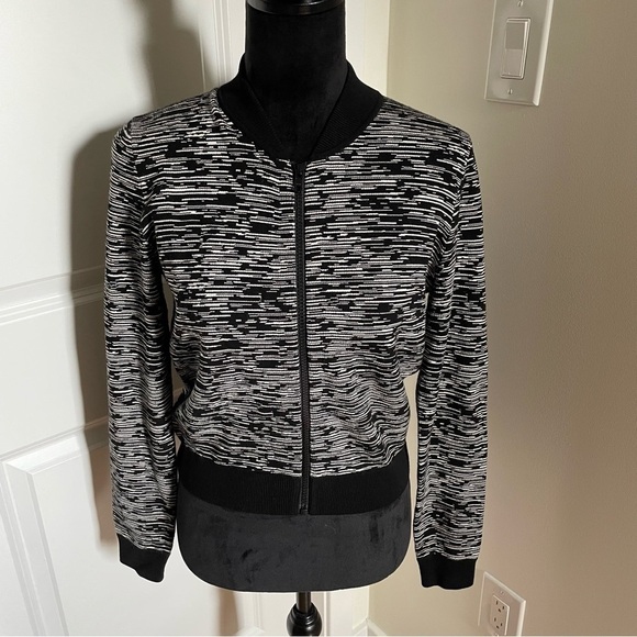 Theory Black White Grelina Prosecco Knit Zip Front Bomber Jacket EUC Size Small - Picture 6 of 10